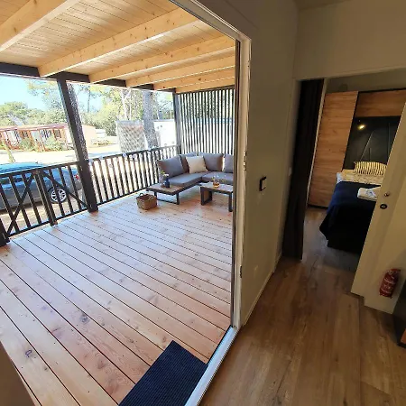 Biograd Mobile Oasis キャンプ場 *