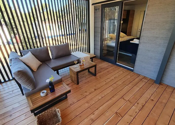 Biograd Mobile Oasis אתר קמפינג