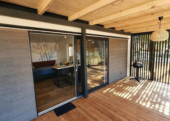 אתר קמפינג Biograd Mobile Oasis ביוגראד נה מורו