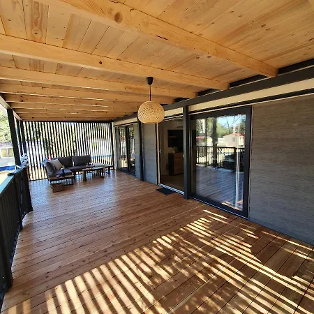 Biograd Mobile Oasis * بيوغْغاد نا موغو